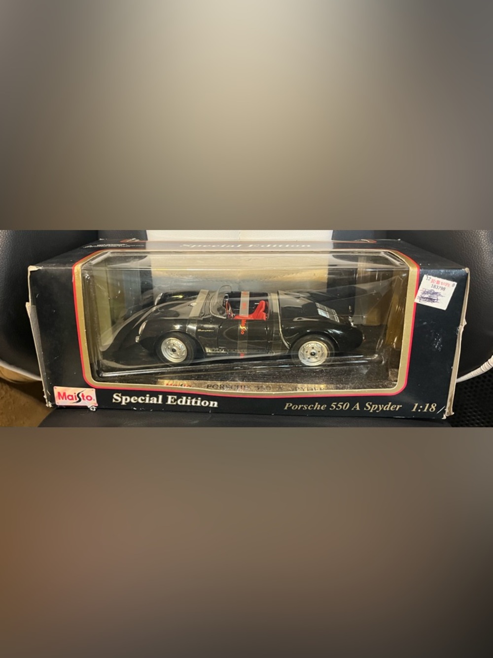 Porsche 550 Spyder Diecast Model - Black with Red Interior